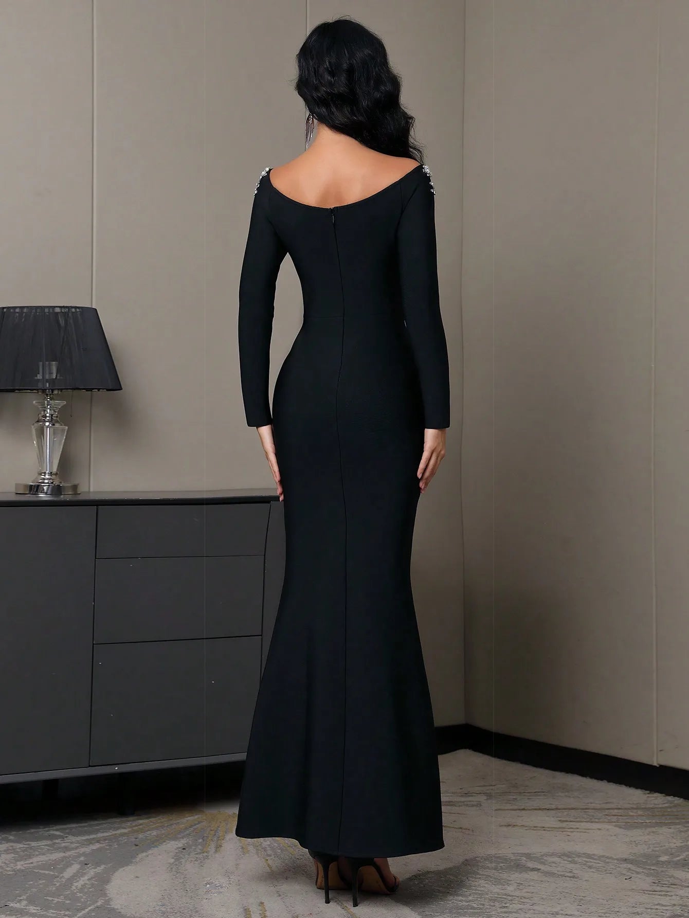 V-neck Diamond Decor Long Sleeve Mermaid Ball Bandage Maxi Dress