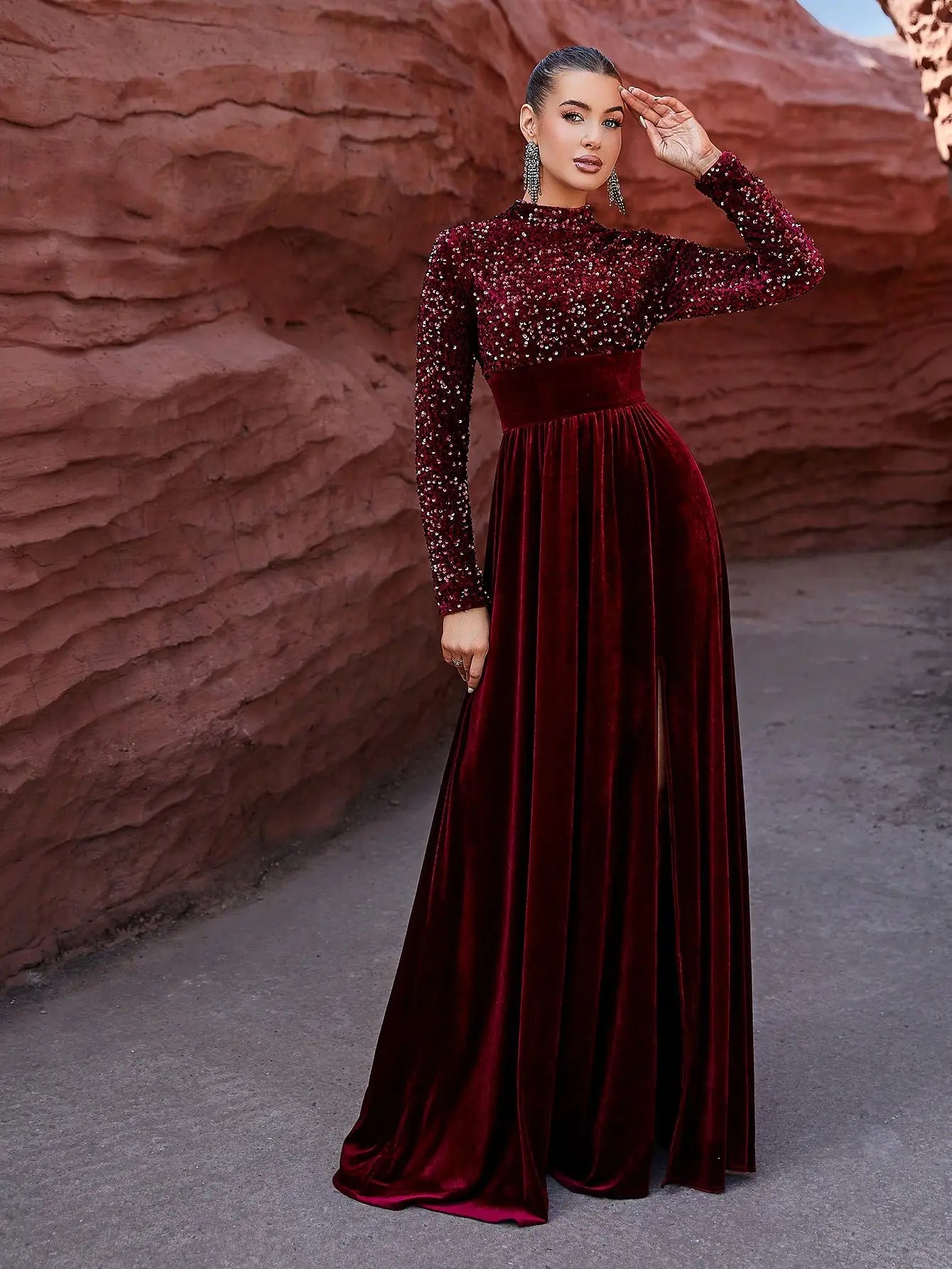 Stand  O Neck Long Sleeve Sequins Decor Velvet Maxi Dress