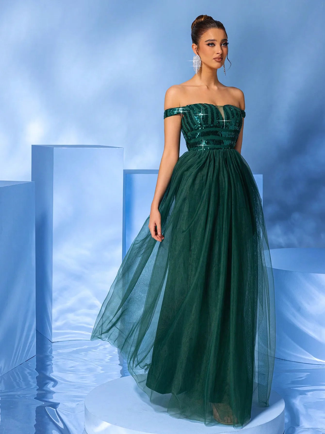 Off-Shoulder Green Sequined Mesh Evening Party Maxi Dress