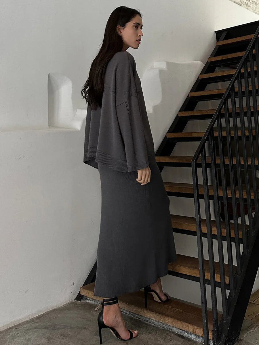 V neck Loose Fit Long Sleeves Pullover High Waist Mid Skirt Set