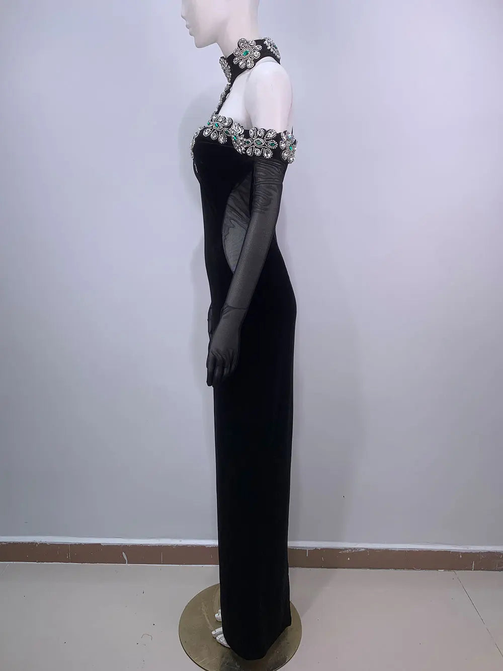 Hanging Neck Shoulder Transparent Gaul Gloves Diamond Decor Velvet Maxi Dress