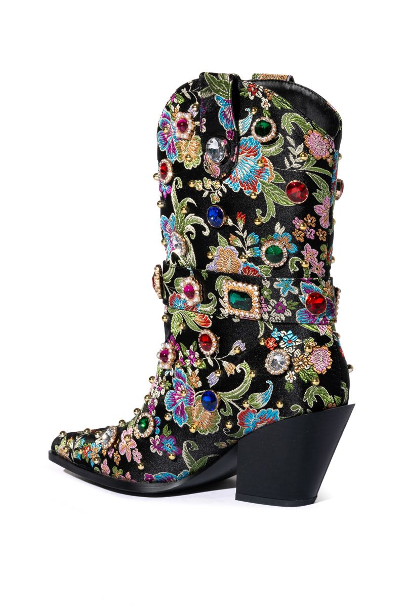 Embroidered Pointed Toe Chunky Heel Mid Calf Boots