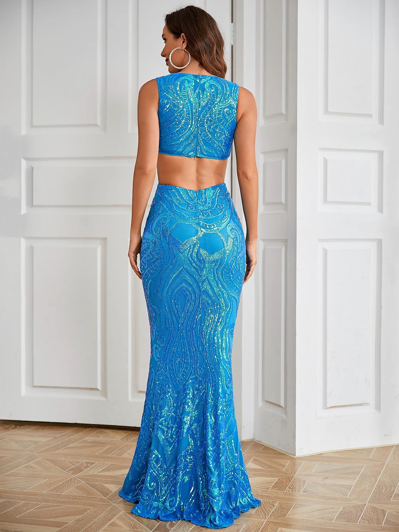 V-neck Sleeveless Hollow Fit Sequin Mermaid Maxi Dress