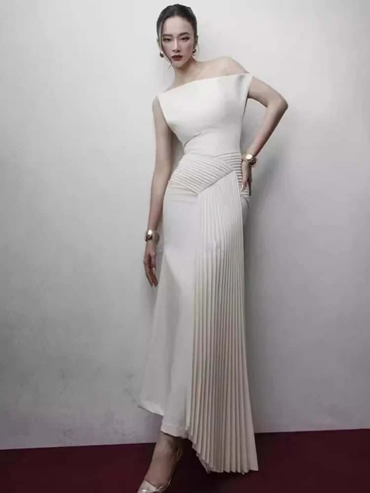 Skew Collar Spliced Pleated Design High Waist Sleeveless Maxi Dress