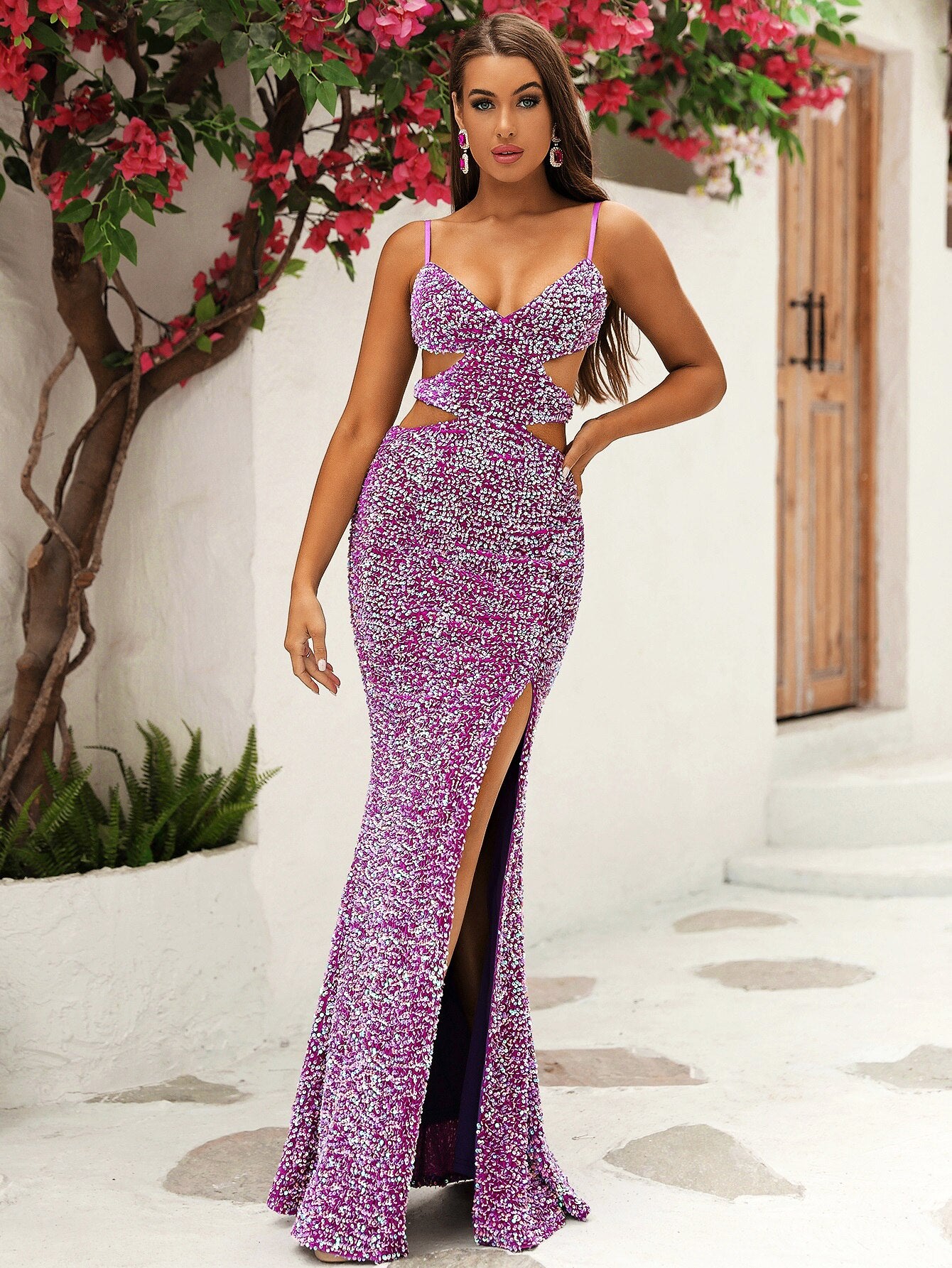 V-neck Strap Back Hollow Out Sleeveless Slim Fitting Sequin Maxi Dress