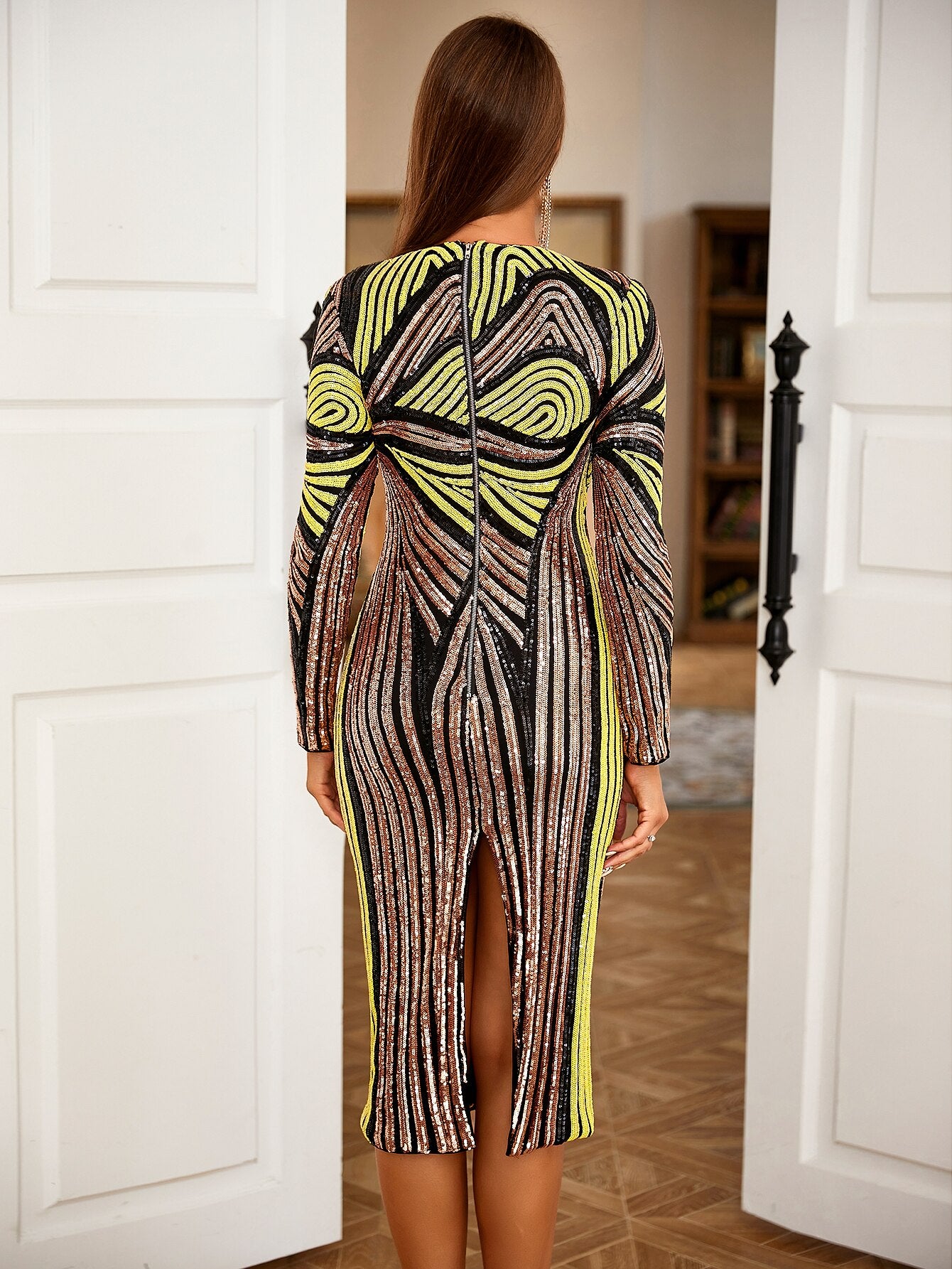 O Neck Long Sleeve Grammatic Pattern Sequin Mid Dress