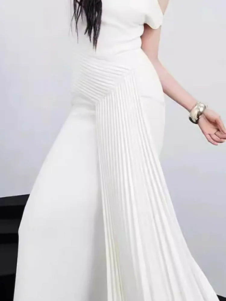 Skew Collar Spliced Pleated Design High Waist Sleeveless Maxi Dress