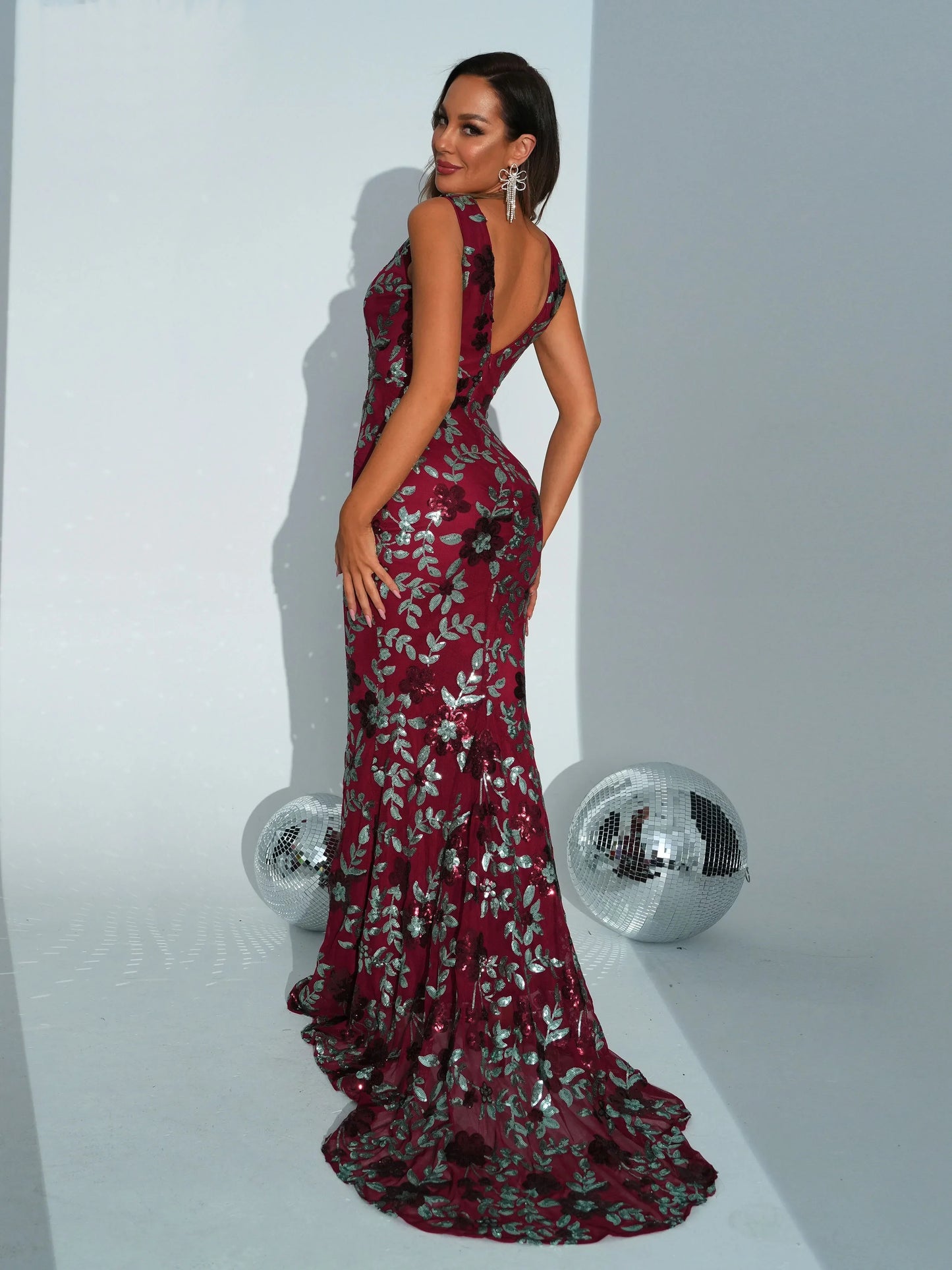 V-Neck Floral Sequins Mermaid Sleeveless Prom Maxi Dress