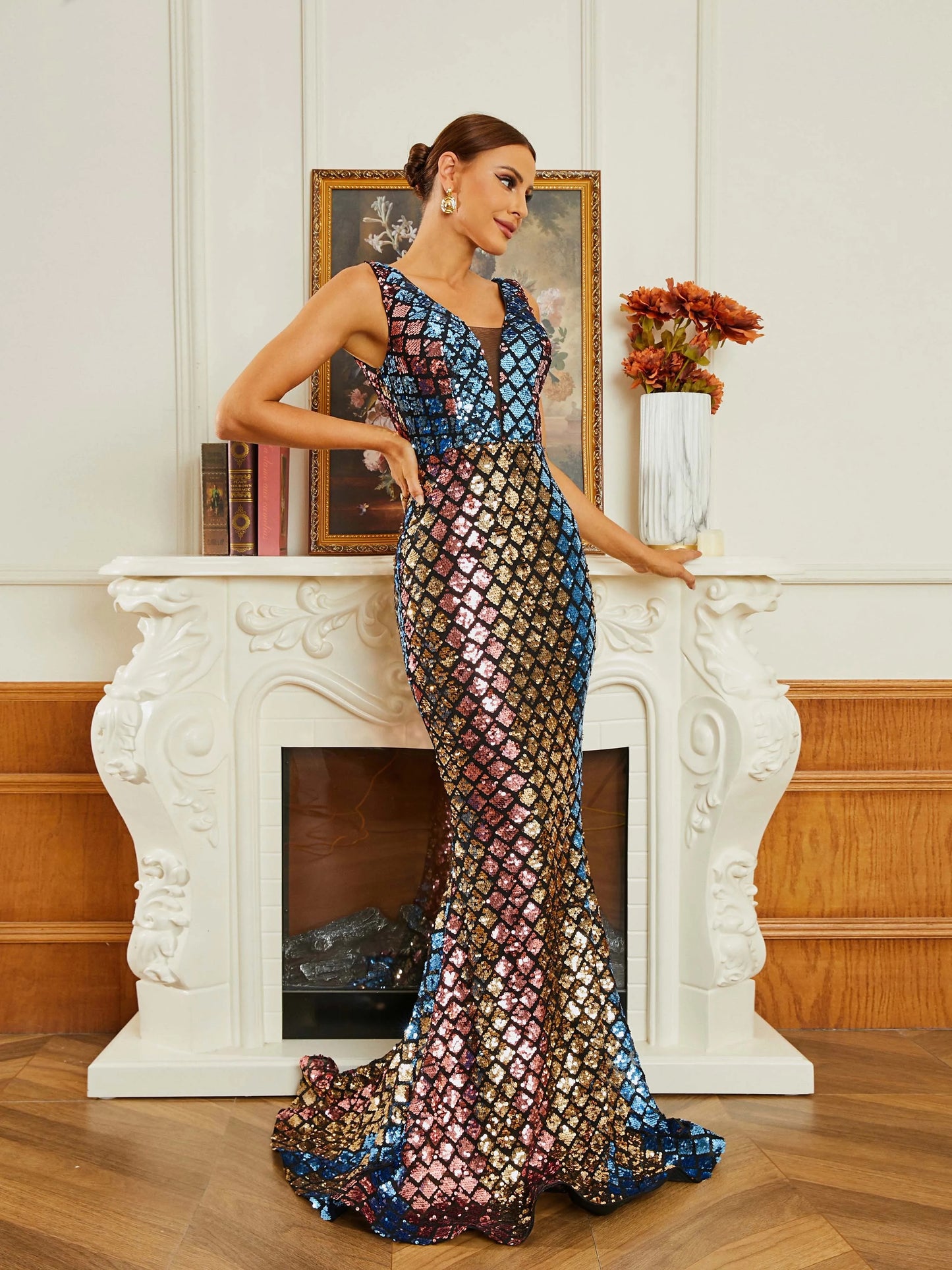 V Neck Backless Geometric Sequin Mermaid Formal Maxi Dress