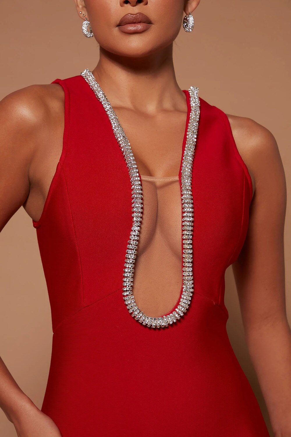 Sleeveless V-Neck Diamond Bandage Maxi Dress